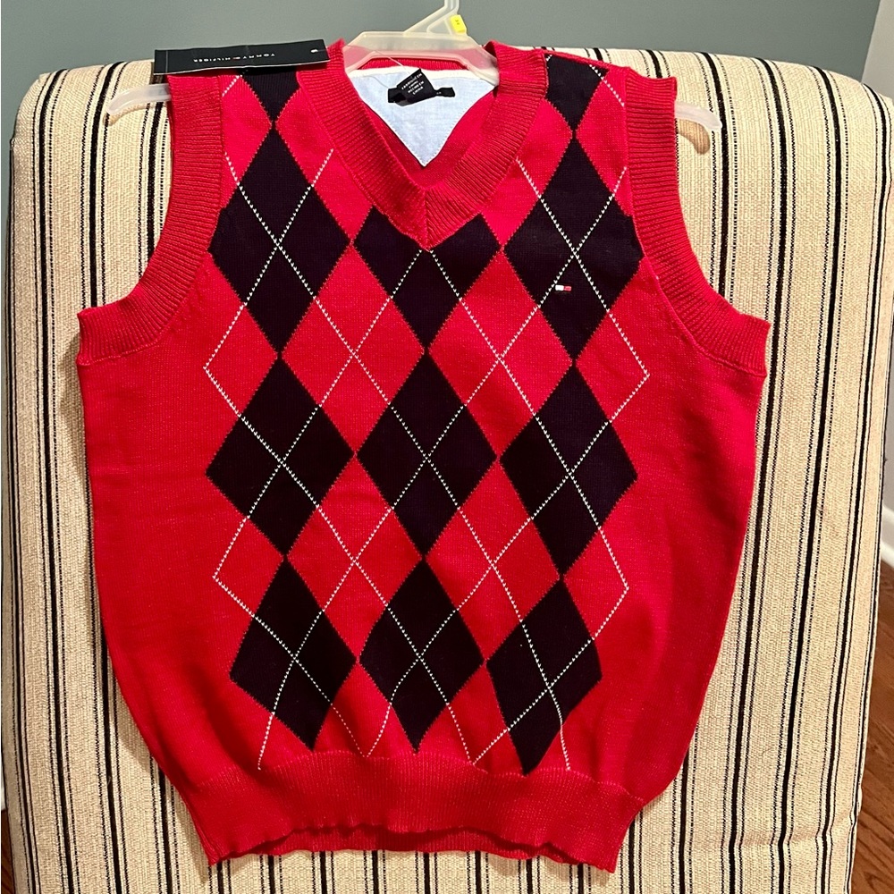 Tommy Hilfiger boys vest.